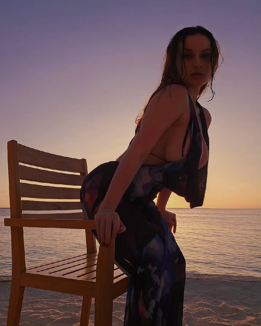 Sexy girl Miranda Faith nude in Hengyang